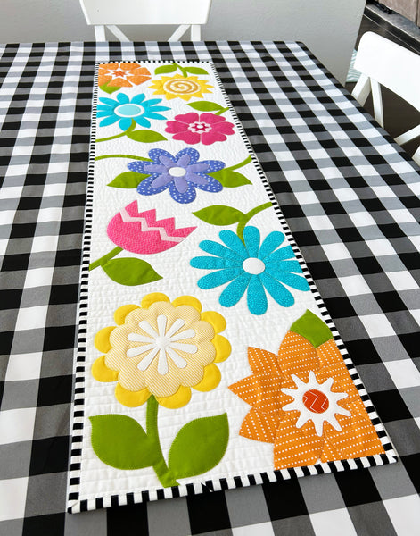 Flower Garden Table Runner Pattern - PDF