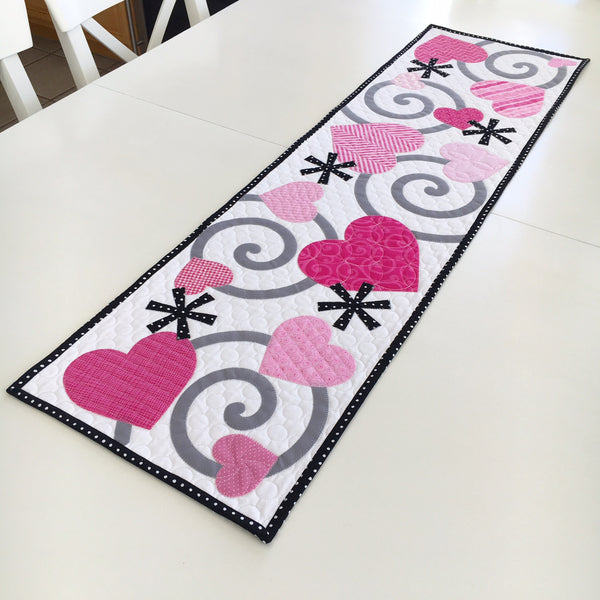 Valentine's Table Runner Pattern - PDF