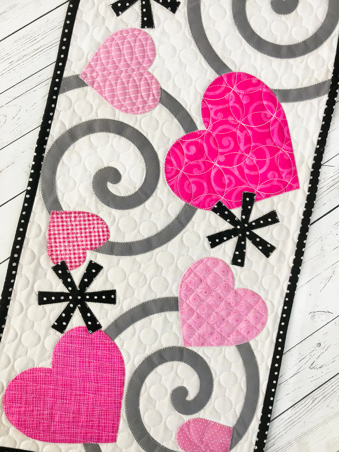 Valentine's Table Runner Pattern - PDF